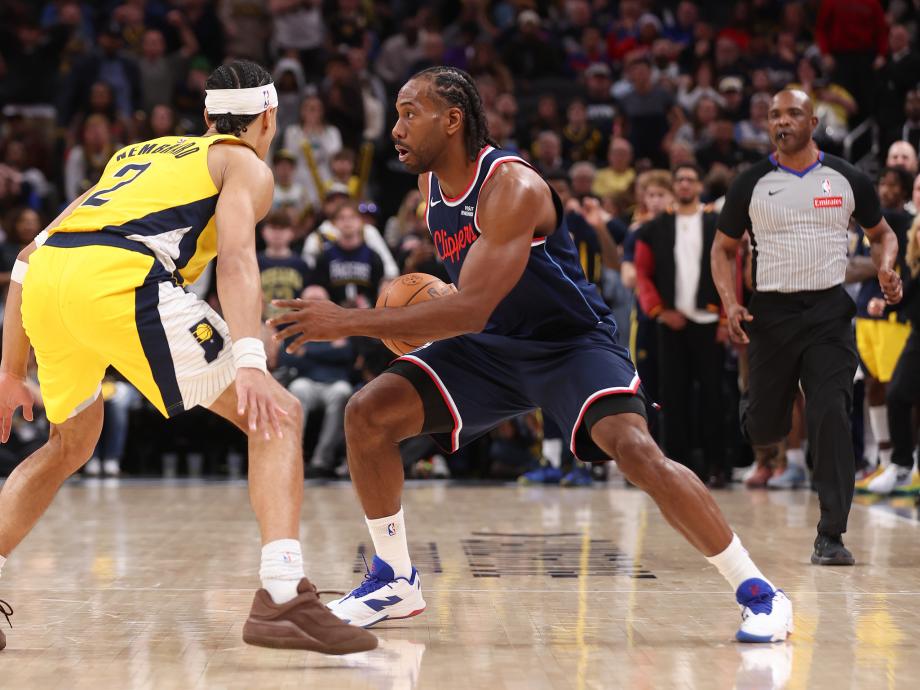 九游体育app下载-伦纳德28+8关键投篮助快船24分逆转步行者